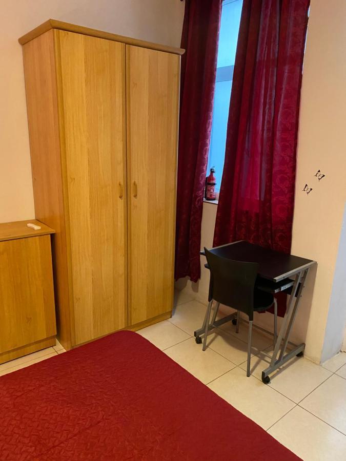 Valletta Private Room Экстерьер фото